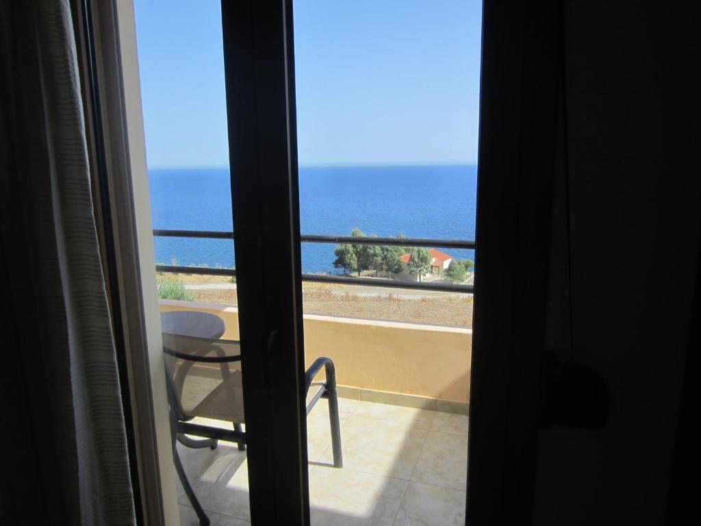 Sfinias Apartments Kali Limenes Kamer foto